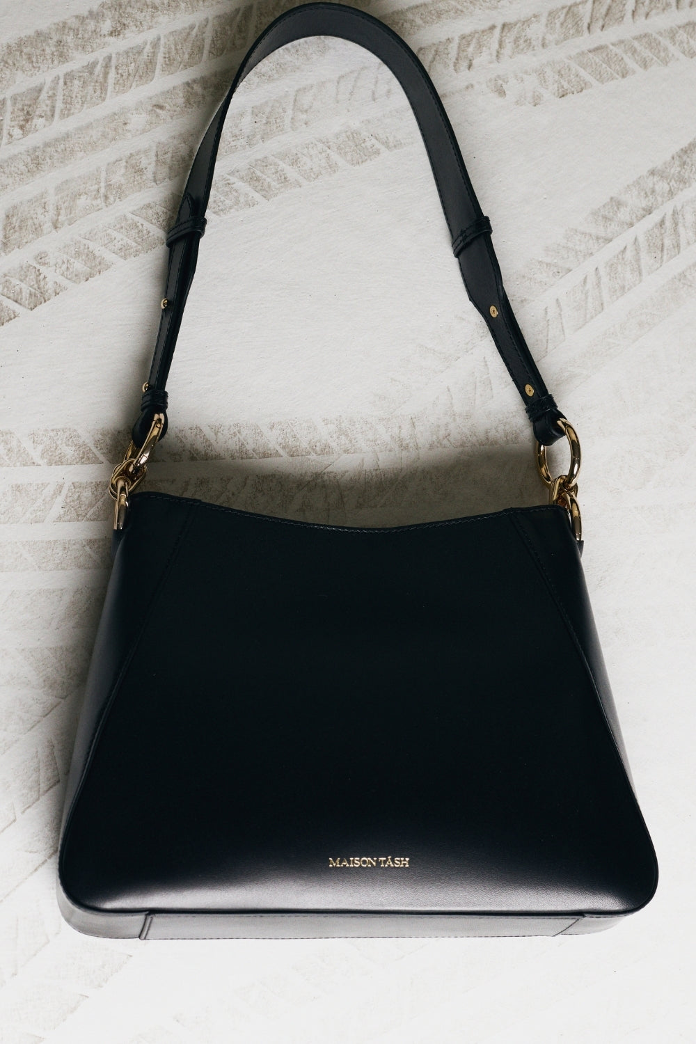 TASH SHOULDER BAG BLACK GOLD